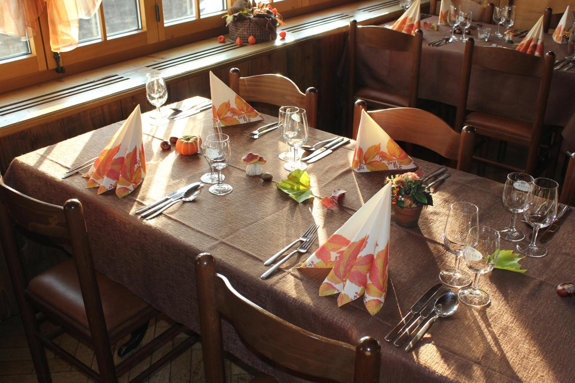 Hotel Restaurant Jura Kerzers Екстериор снимка