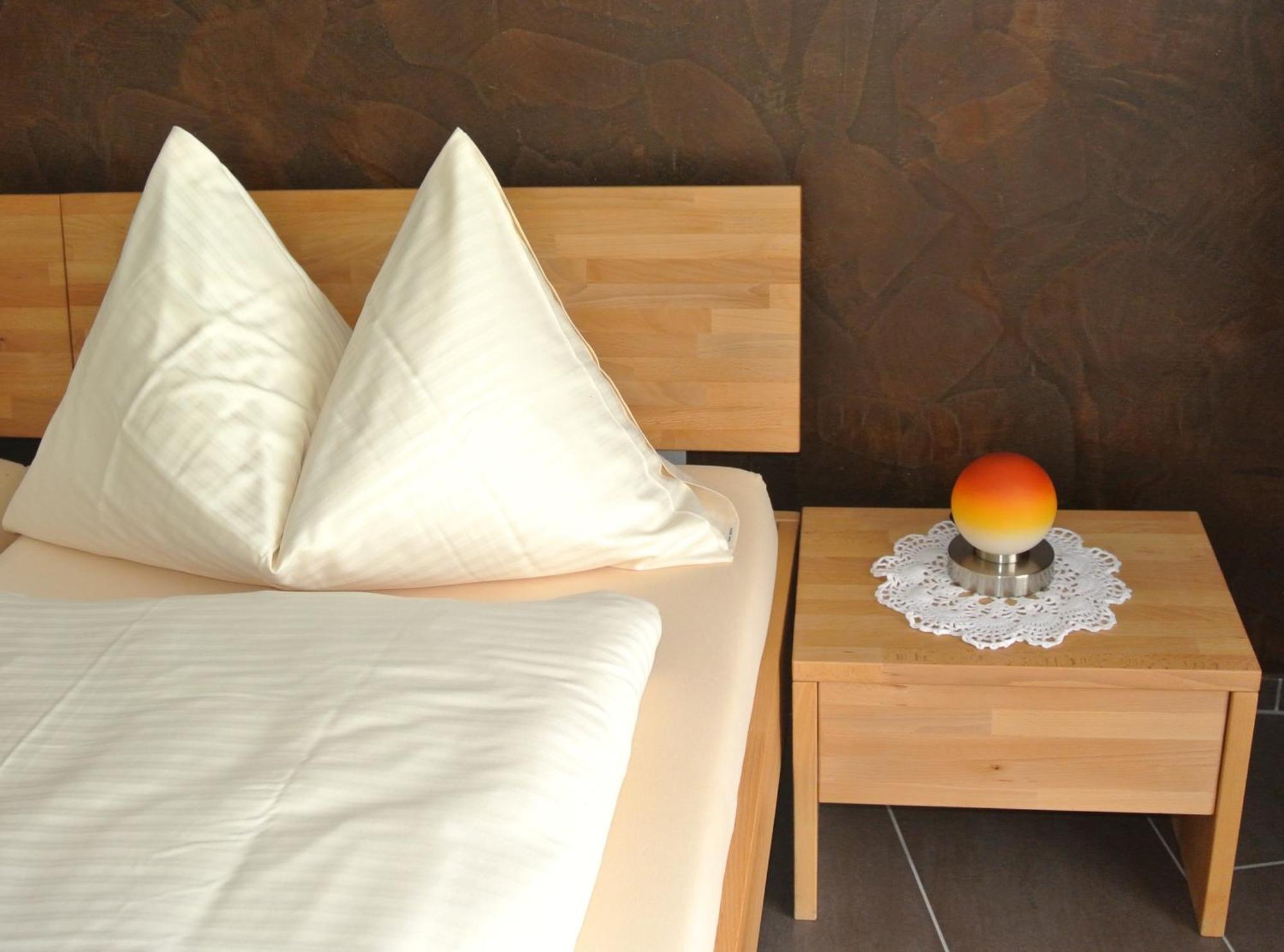 Hotel Restaurant Jura Kerzers Екстериор снимка