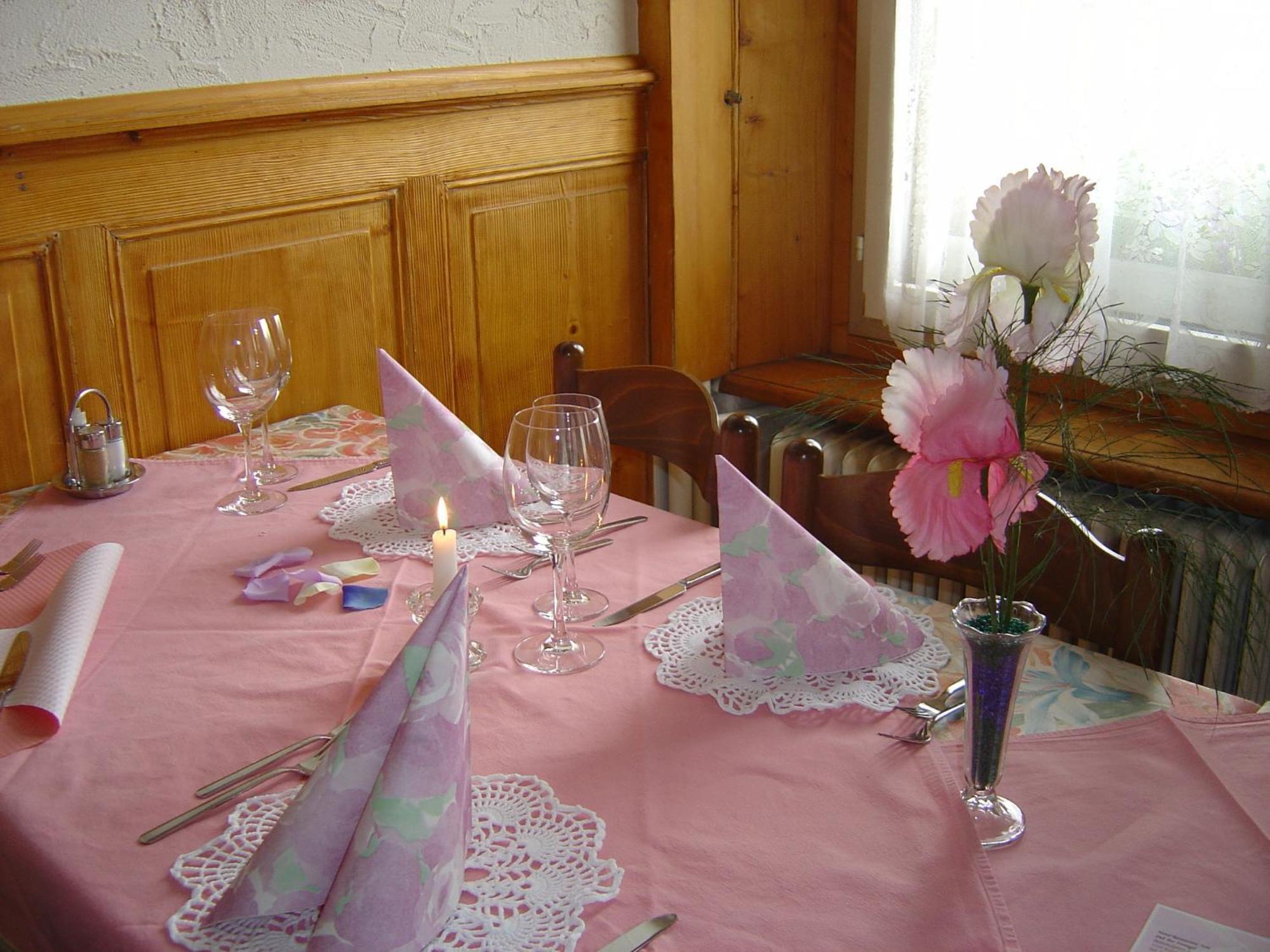 Hotel Restaurant Jura Kerzers Екстериор снимка